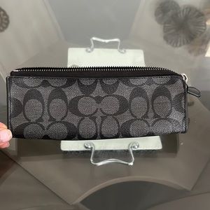 Coach Leather organizer case charcoal pouch bag case